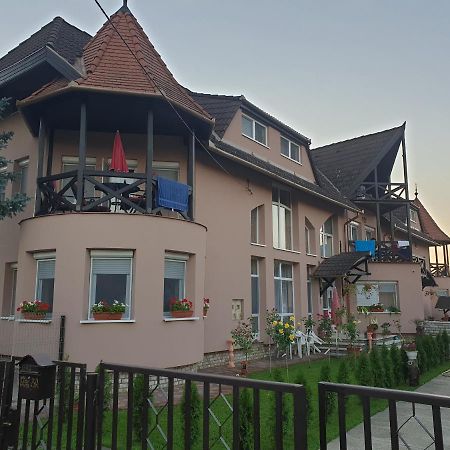 Anda Vendeghaz Otel Harkány Dış mekan fotoğraf